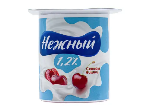 Йогурт Campina нежный вишня 1,2% 100 гр